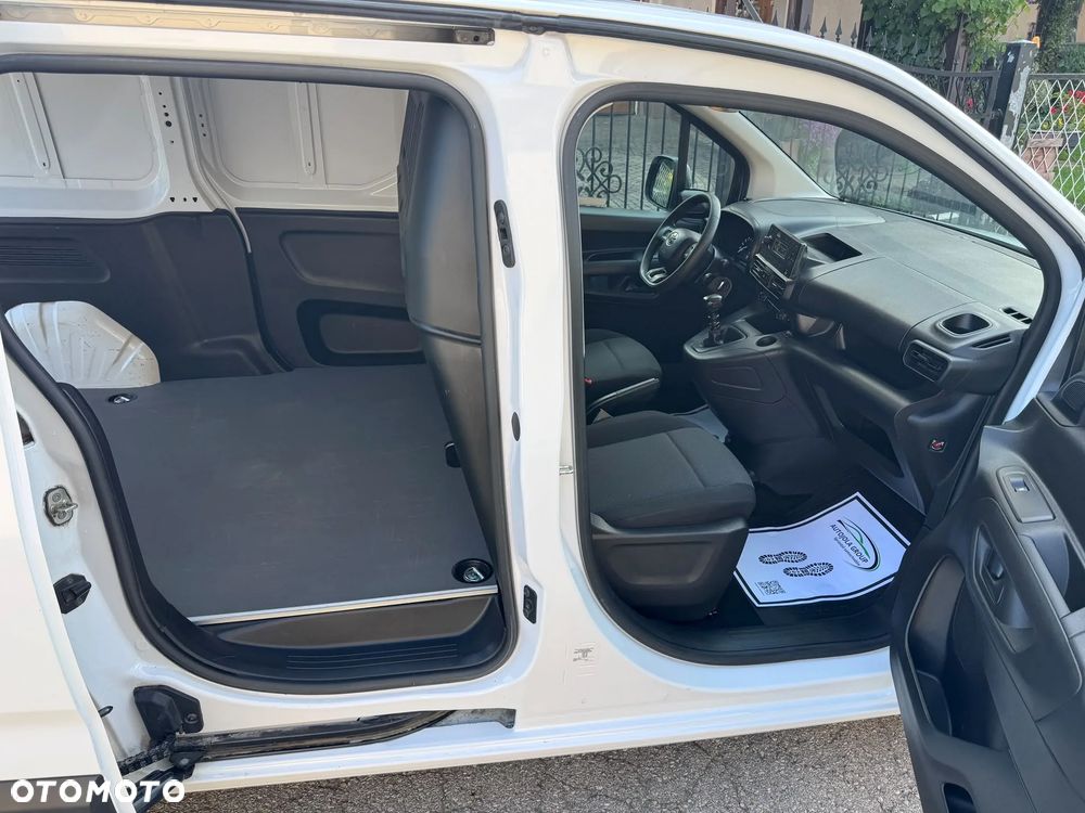 Toyota Proace City LONG - 14