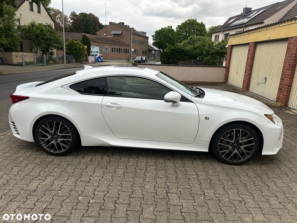 Lexus RC - 5