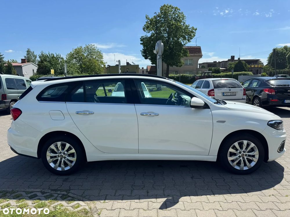 Fiat Tipo Kombi 1.6 MultiJet DCT Lounge - 4