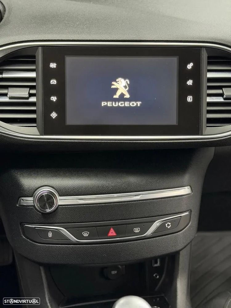 Peugeot 308 SW 1.6 BlueHDi Style - 28