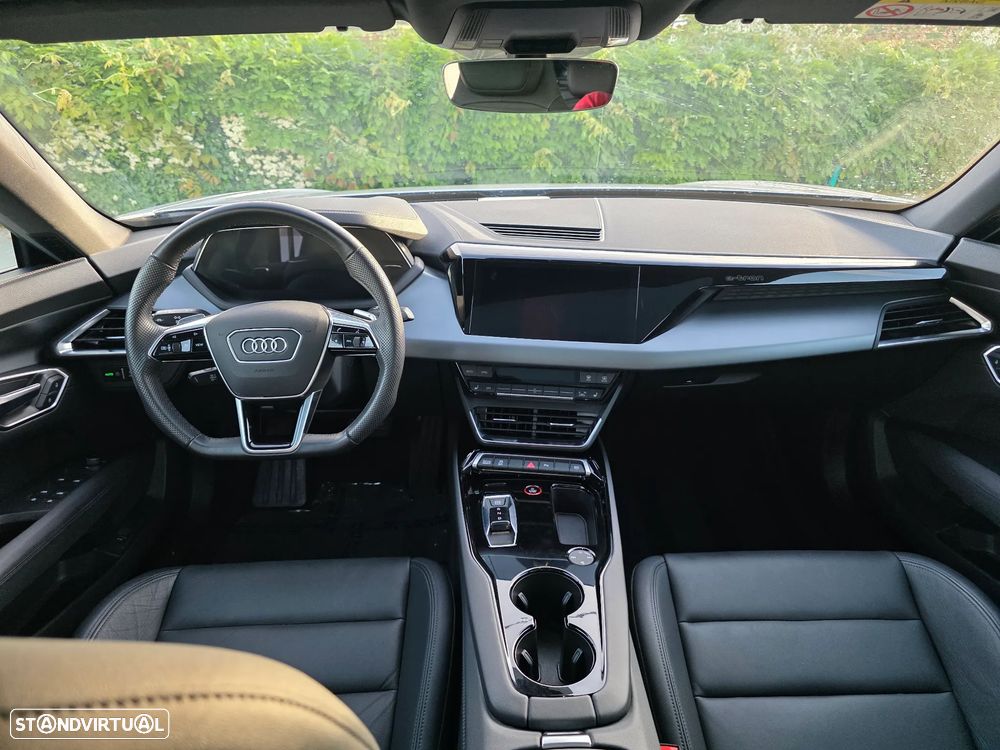 Audi e-tron GT quattro - 27