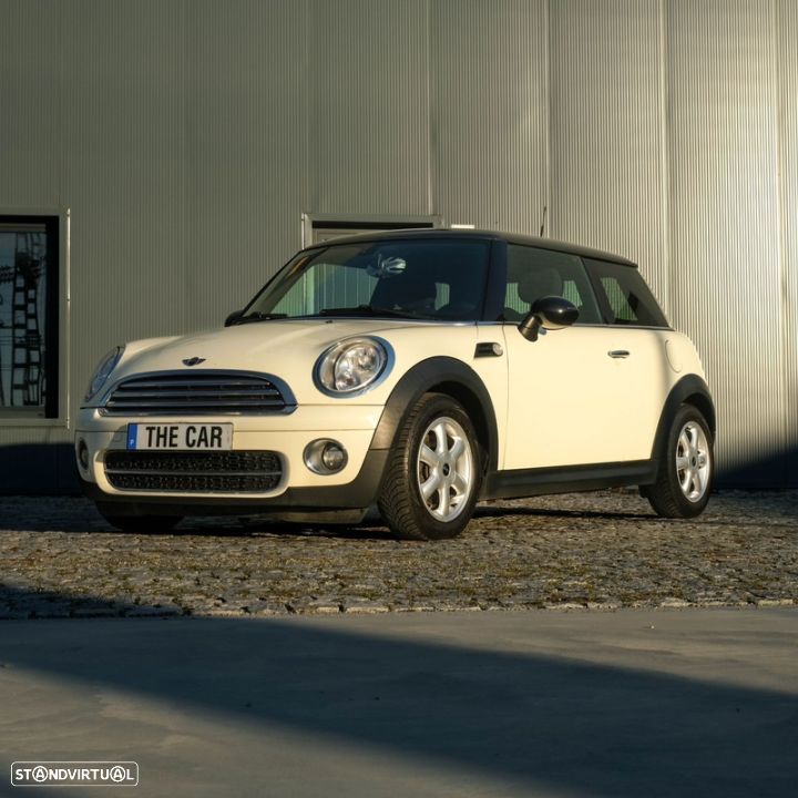 MINI 3 Portas Cooper D - 1