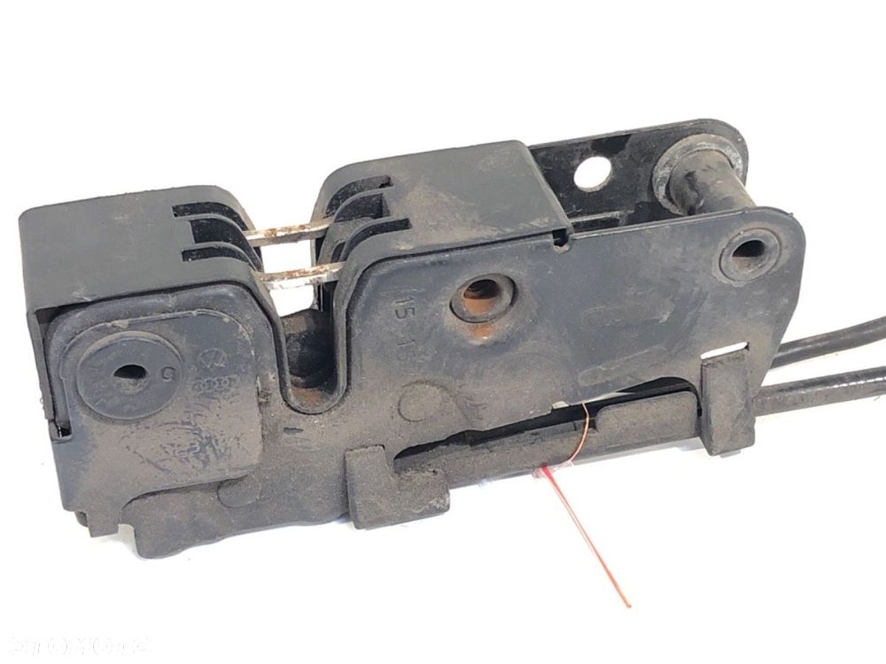 ZAMEK MASKI PRZÓD  AUDI A4 B8 (8K2) 2007 - 2015 2.0 TFSI 155 kW [211 KM] benzyna 2008 - 2013 - 1