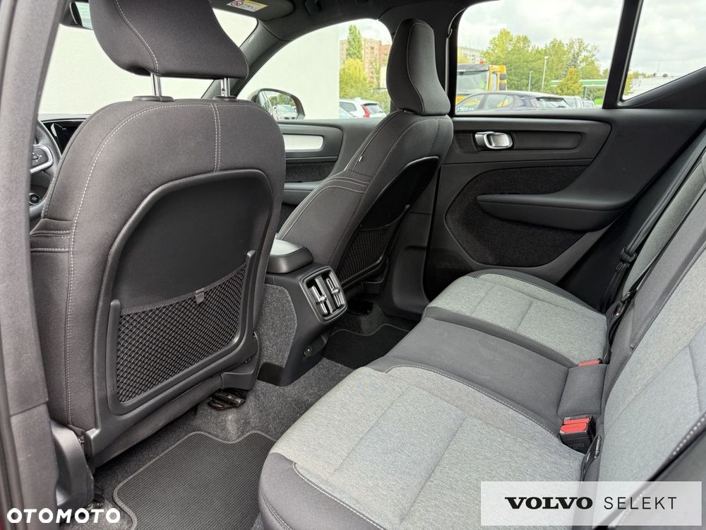 Volvo XC 40 - 26