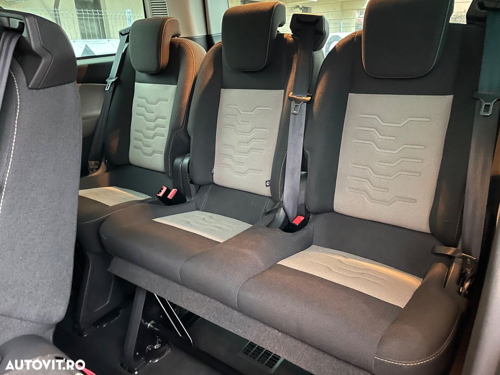 Ford Tourneo Custom 300 L1H1 VA Titanium - 16