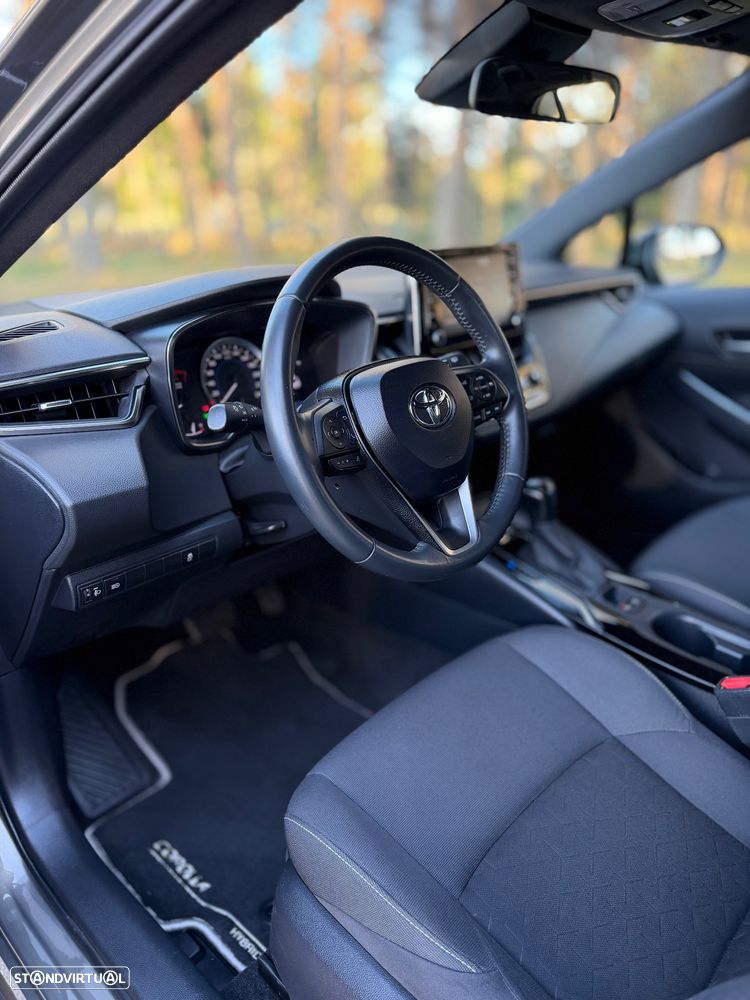 Toyota Corolla 1.8 Hybrid Comfort - 24