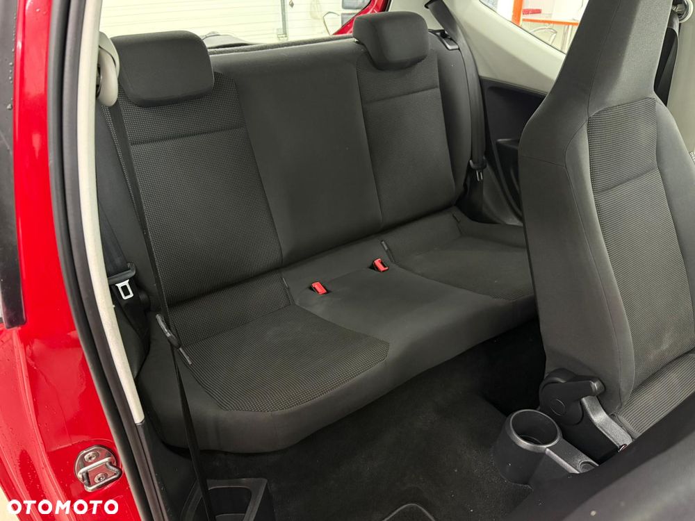 Volkswagen up! - 5