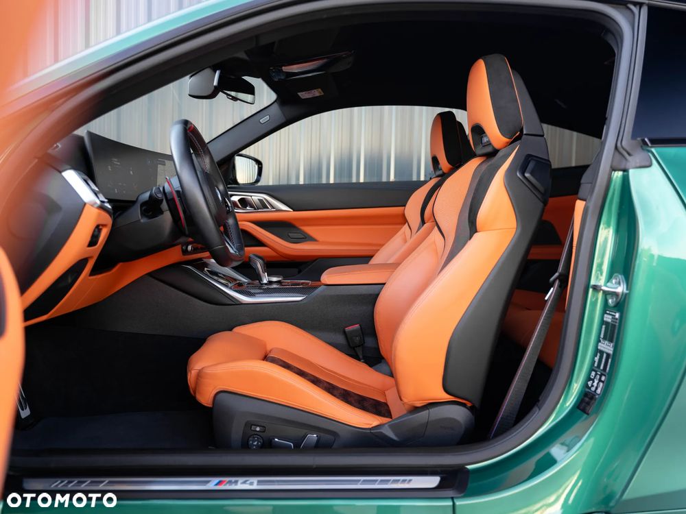 BMW M4 Competition M xDrive - 37