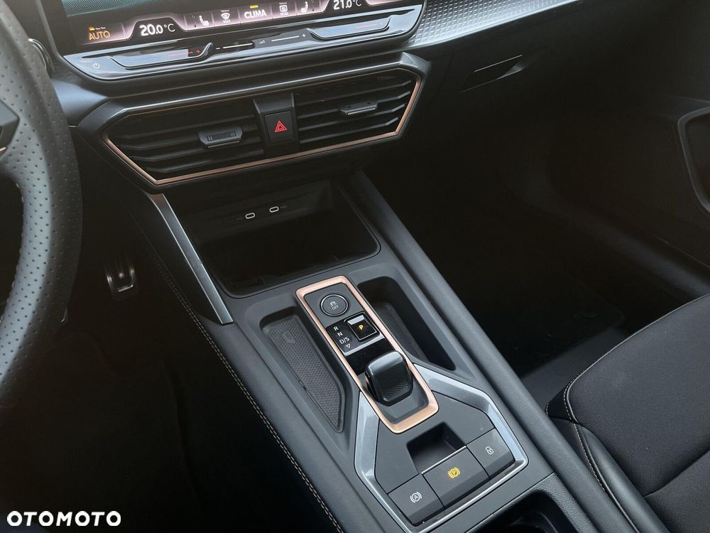 Cupra Formentor - 16