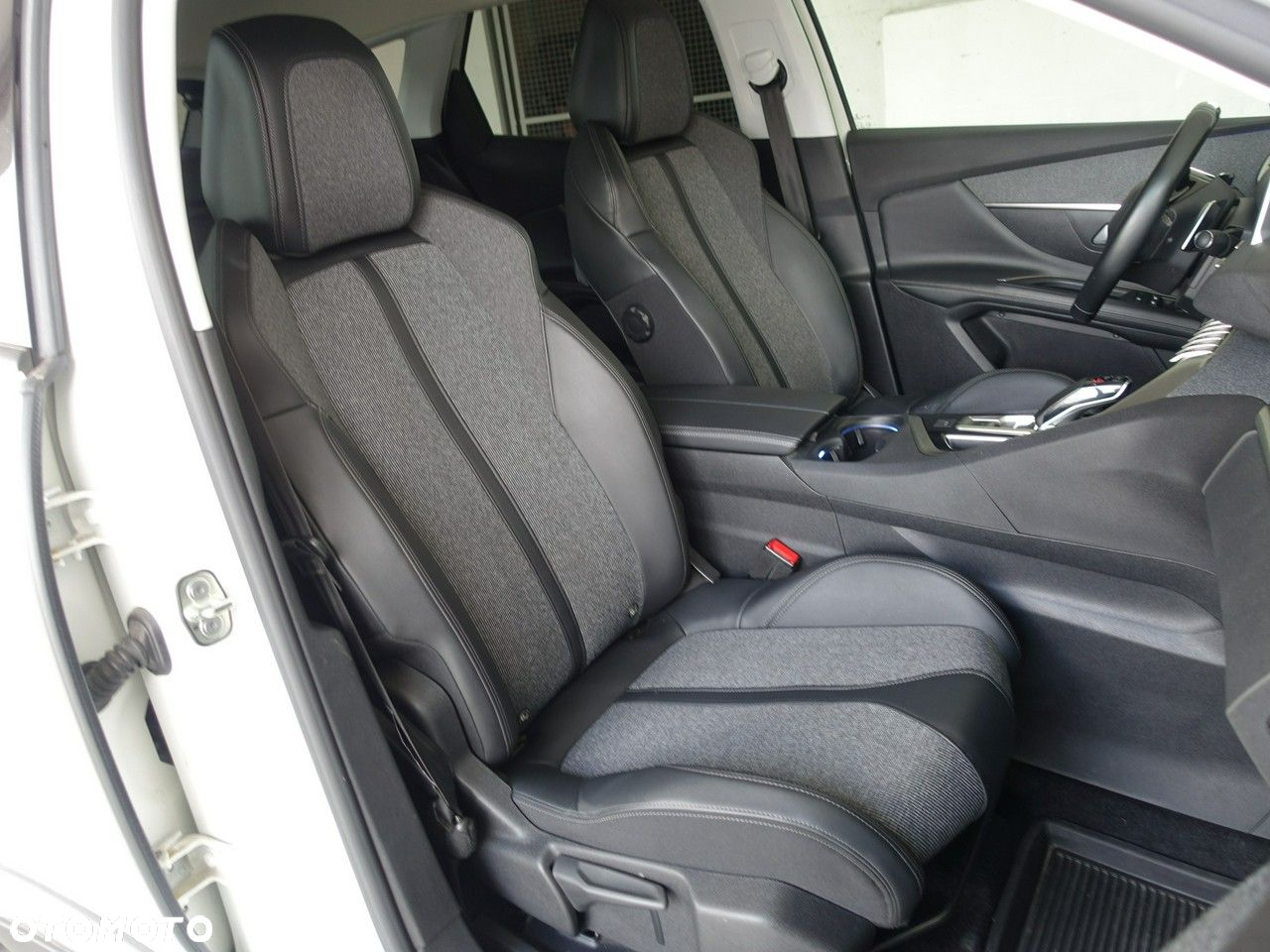 Peugeot 3008 - 20