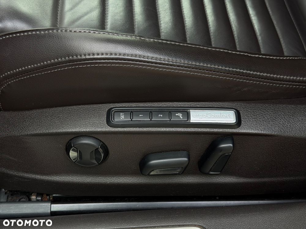 Volkswagen Passat 1.8 TSI BMT Highline DSG - 25