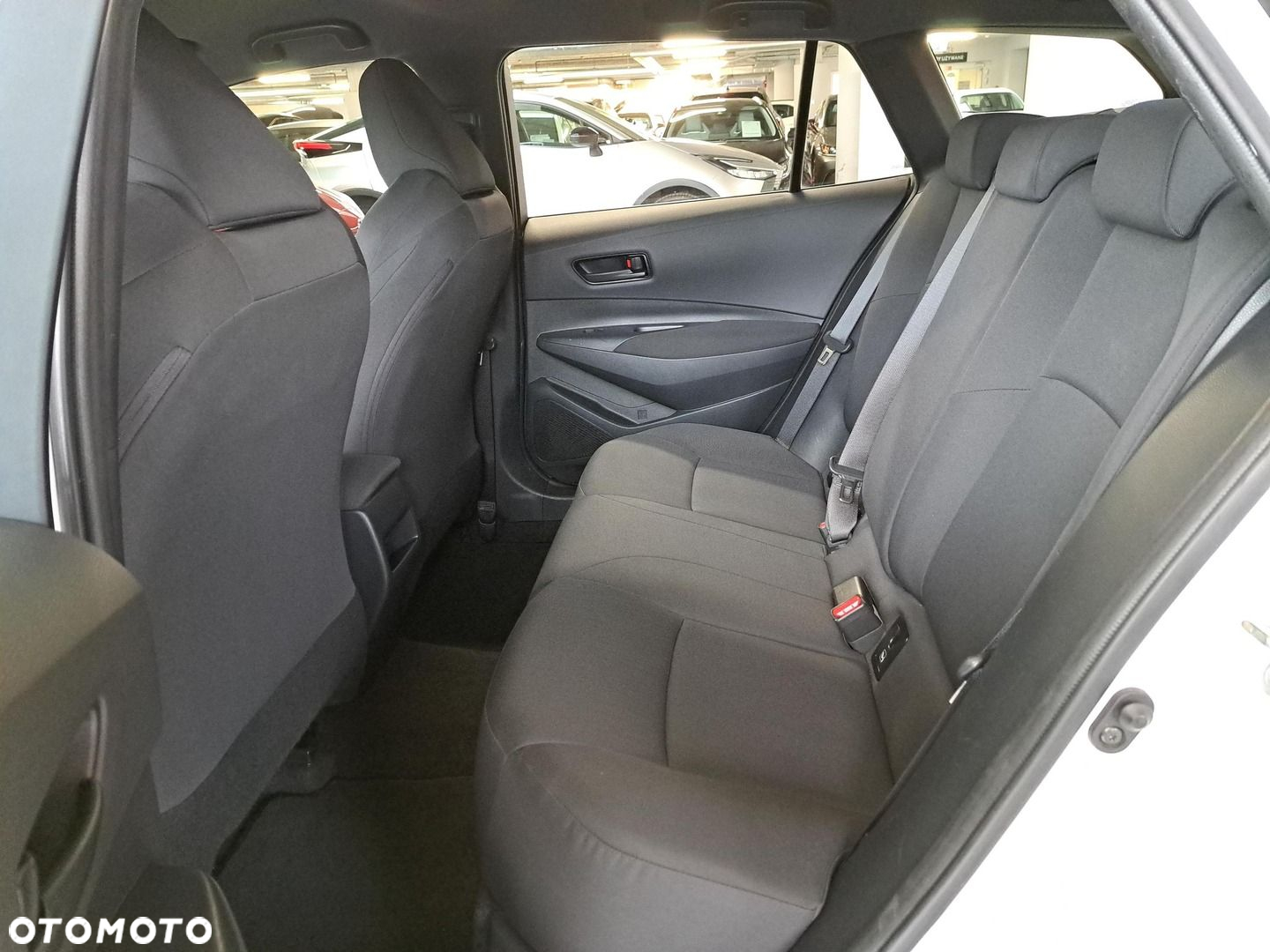 Toyota Corolla 1.2 T Active - 12