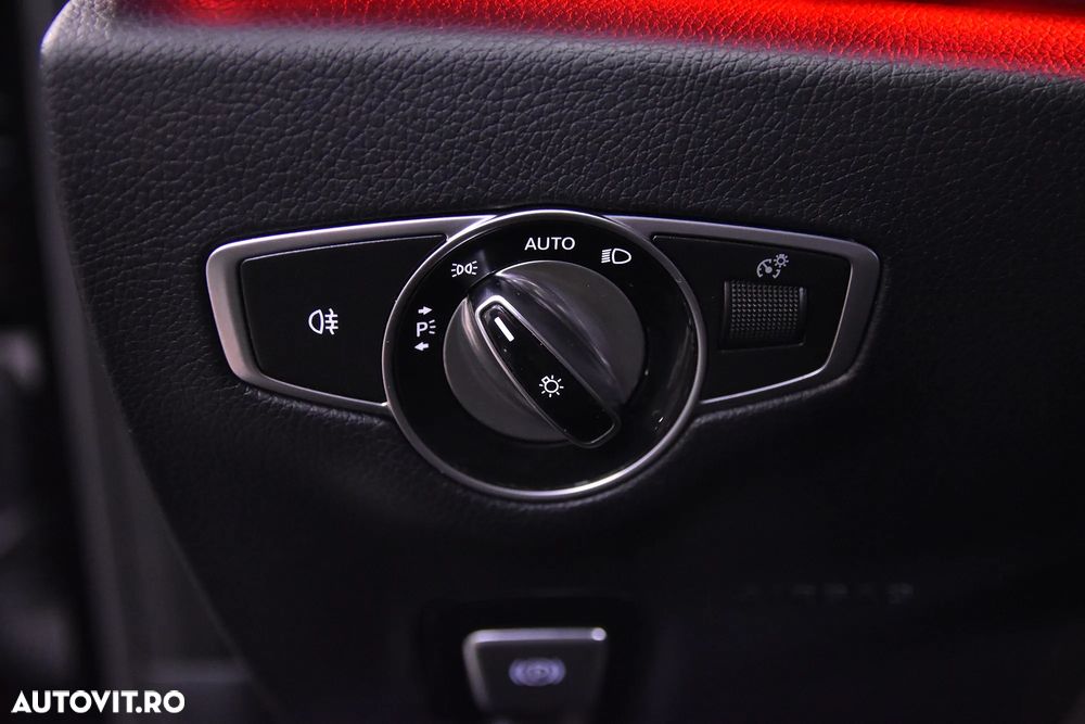Mercedes-Benz E - 15