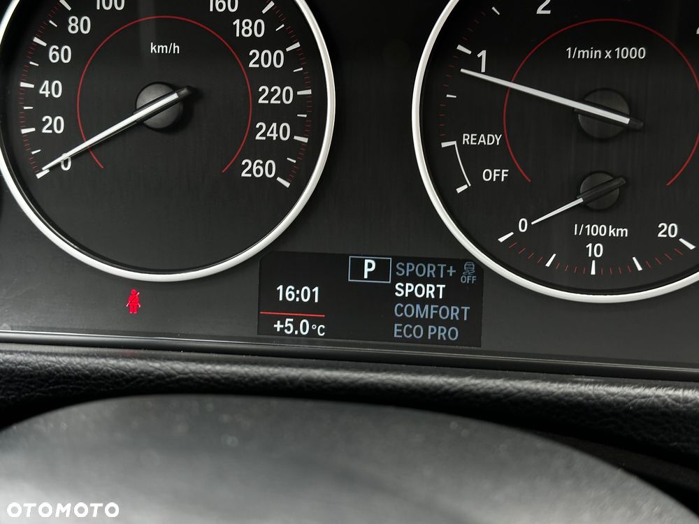 BMW Seria 3 325d Sport Line Shadow sport - 23