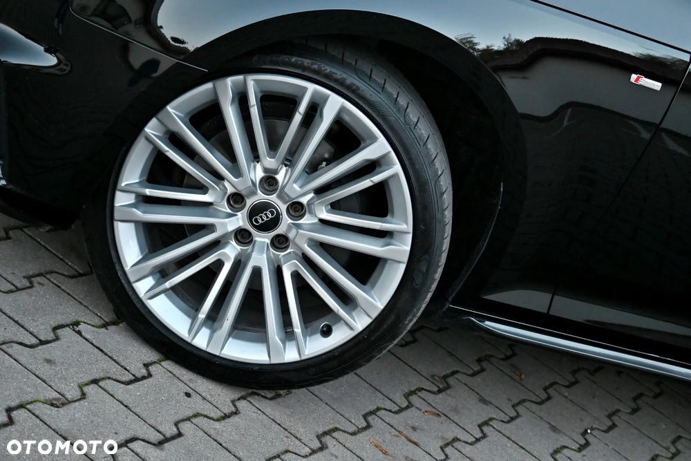 Audi A4 Avant 2.0 TDI ultra S tronic sport - 11