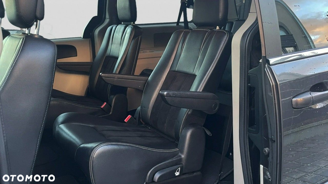Dodge Grand Caravan 3.6 Express - 9