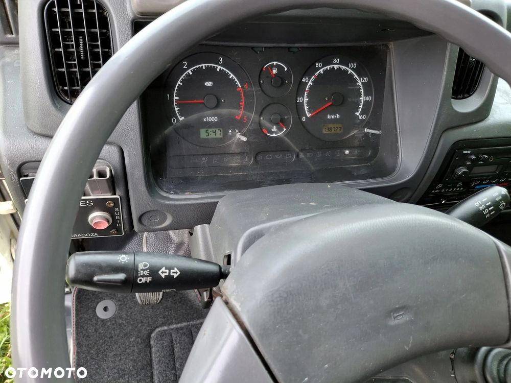 Nissan Cabstar - 32