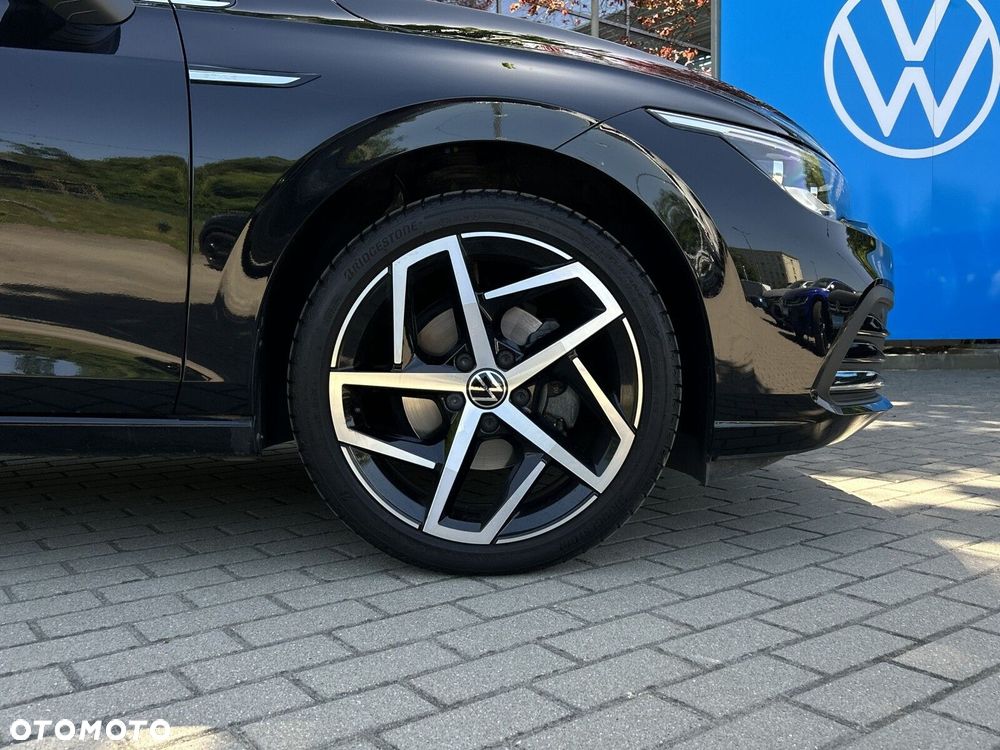 Volkswagen Golf 1.5 eTSI EVO Style DSG - 32
