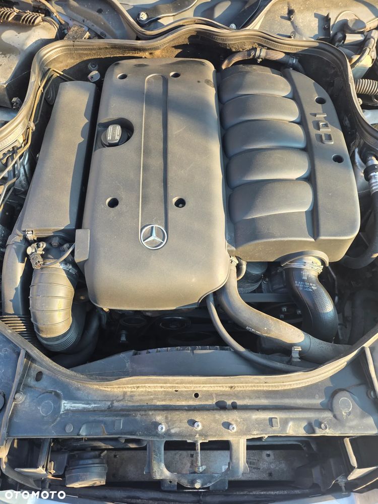 Mercedes-Benz Klasa E - 8