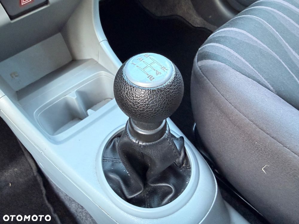 Nissan Pixo 1.0 Visia - 18