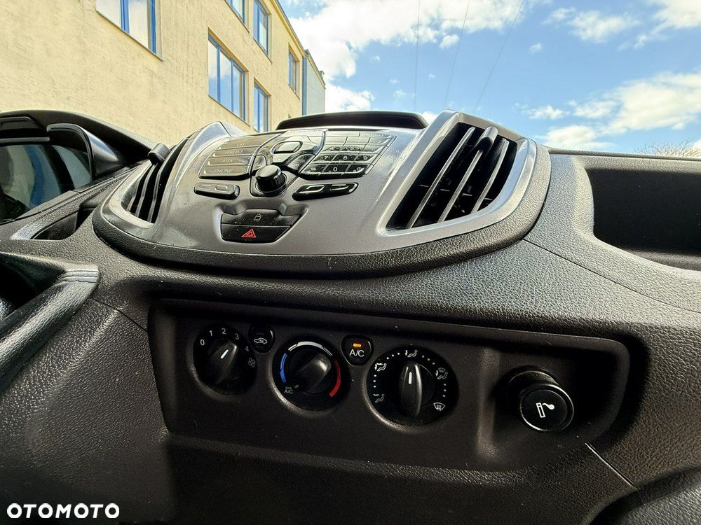 Ford Transit - 14