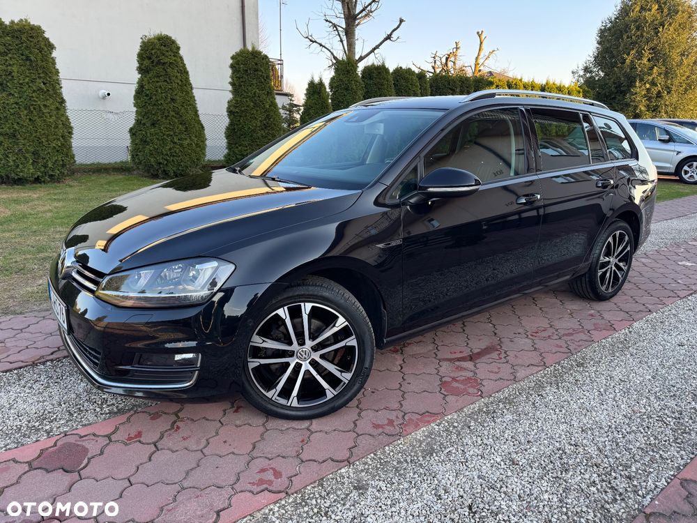 Volkswagen Golf 2.0 TDI BlueMotion Technology DSG Lounge - 2