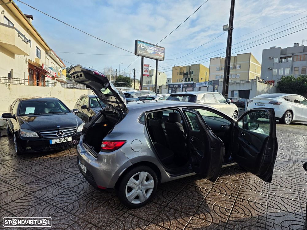 Renault Clio 1.5 dCi Limited EDition - 18