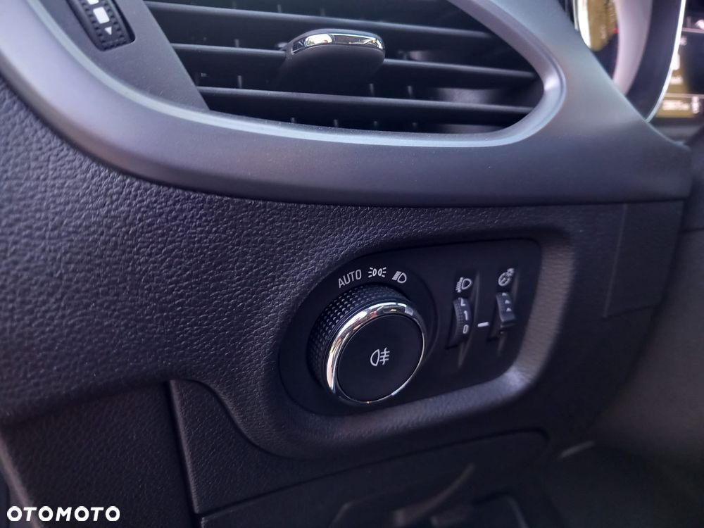 Opel Astra 1.6 D (CDTI) Innovation - 19