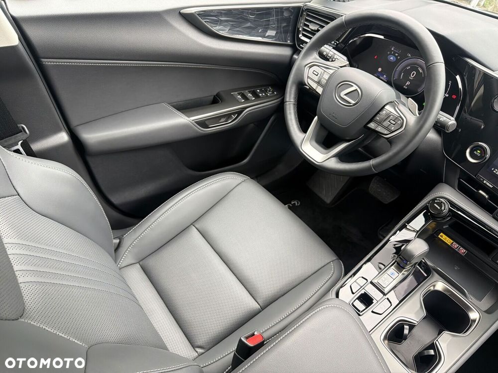 Lexus NX 350h Prestige AWD - 13