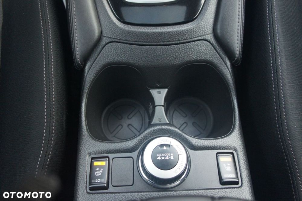 Nissan X-Trail - 23