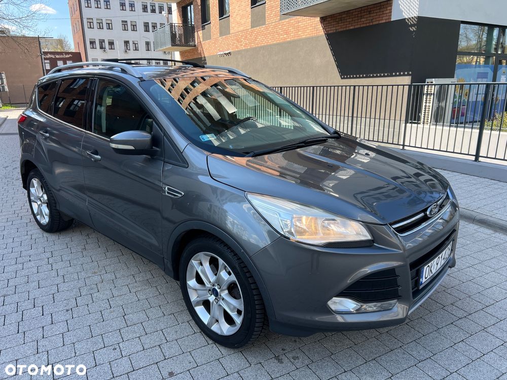 Ford Escape 2.0 EcoBoost AWD Titanium - 6