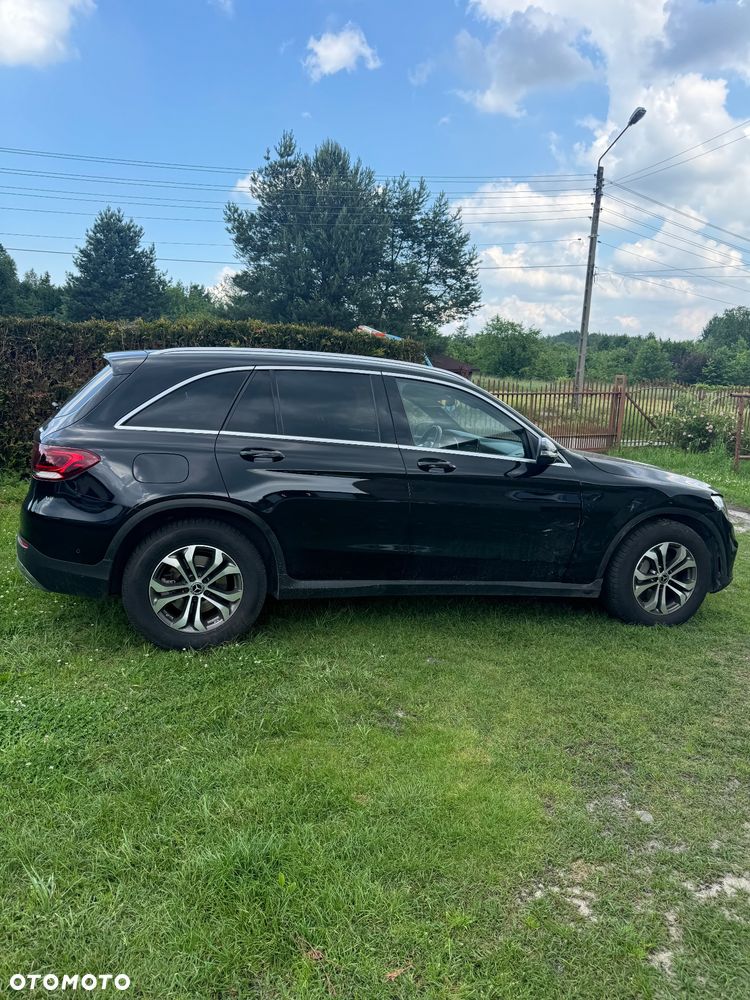 Mercedes-Benz GLC 300 d 4-Matic - 6