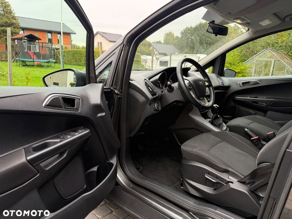 Ford B-MAX - 17