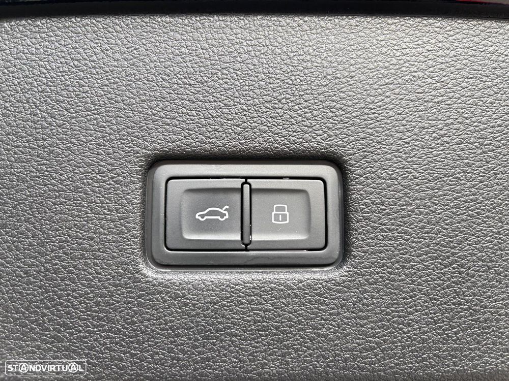 Audi RS Q8 TFSI quattro Tiptronic - 45