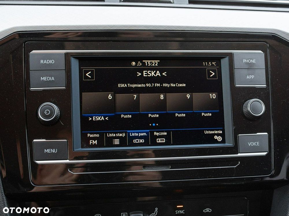 Volkswagen Passat - 18