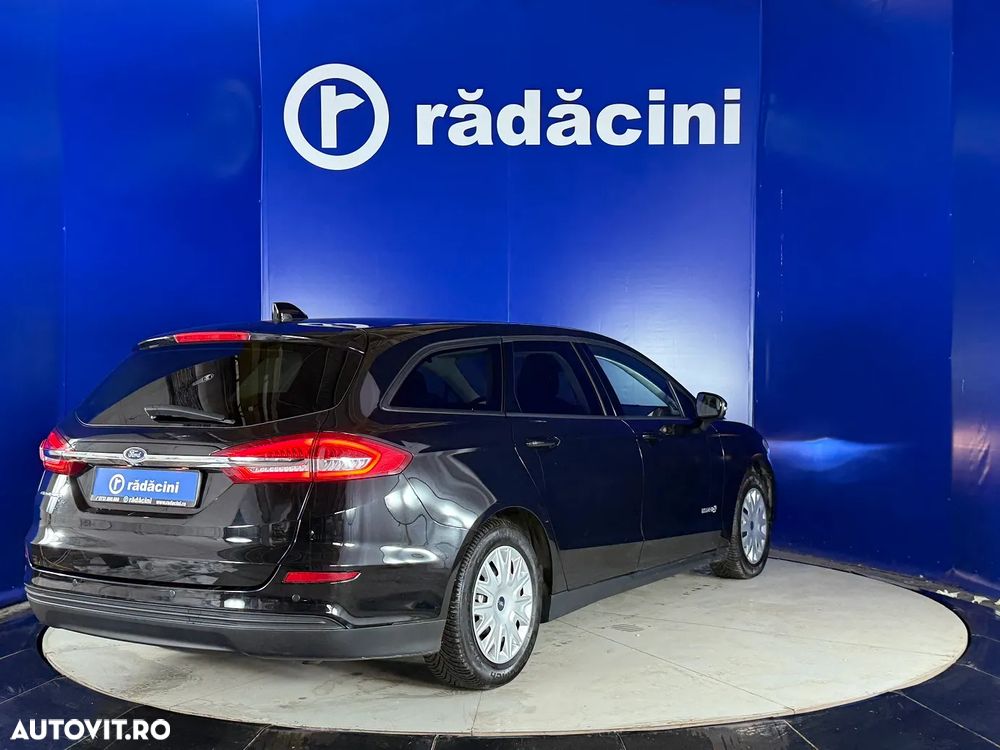 Ford Mondeo - 7