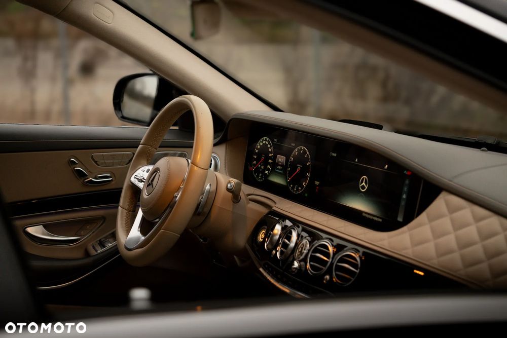 Mercedes-Benz Klasa S 560 4-Matic L 9G-TRONIC - 18