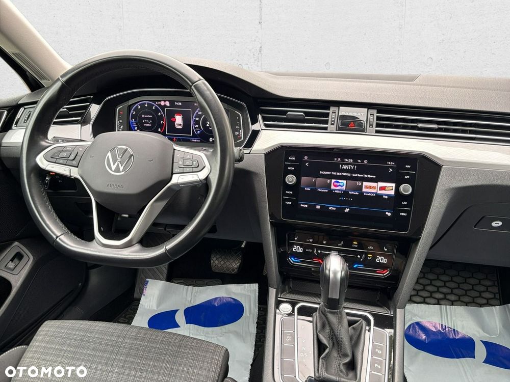 Volkswagen Passat 2022