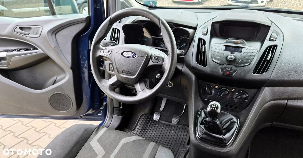 Ford Transit Connect - 8