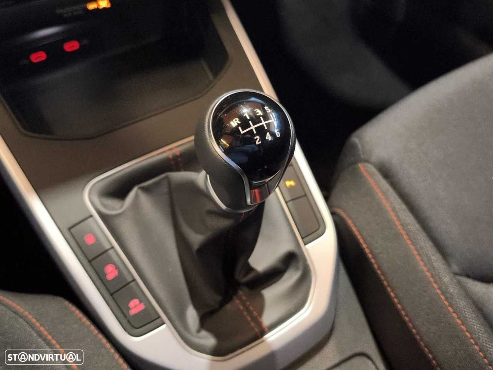 SEAT Arona 1.0 TSI FR - 15