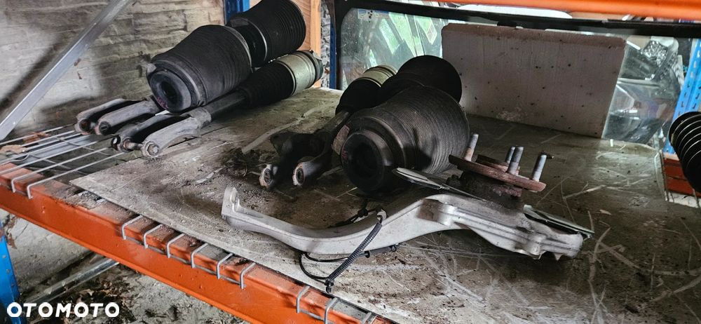 Zderzak przód tył Klapa maska reflektor lampa chłodnice sterowniki moduły rozruszniki kompresory skrzynie silniki zawieszenie HURT sprzedaż hurtowa CAŁE KONTO - 10