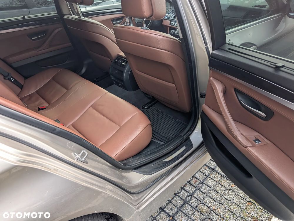 BMW Seria 5 - 21