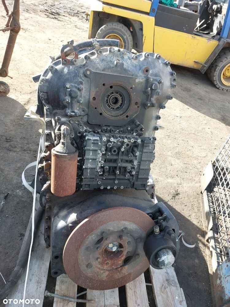 Skrzynia biegów ZF 4WG 4WG-210 Hitachi Case Komatsu - 3