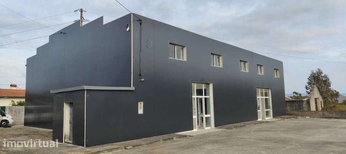Alugo armazém 400m2 em Pataias - Grande imagem: 2/11