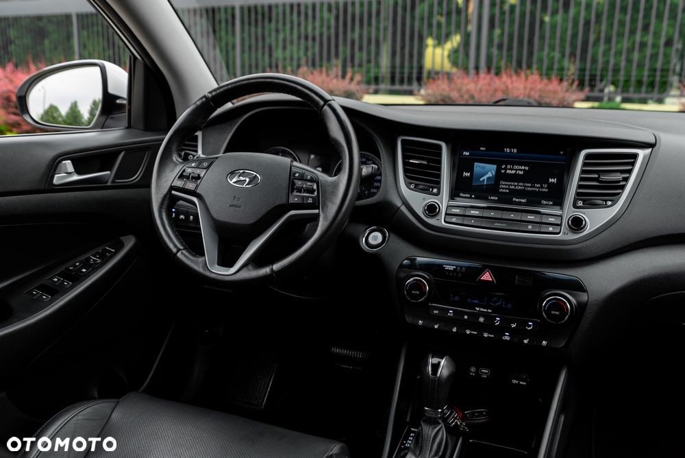 Hyundai Tucson 2.0 CRDi Premium 4WD - 27