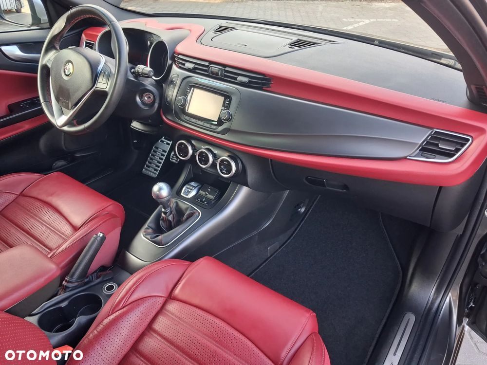 Alfa Romeo Giulietta 1.4 TB 16V Multiair Collezione - 29