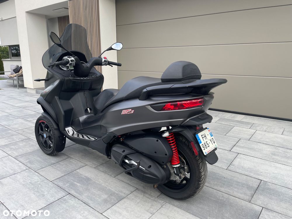 Piaggio MP-3 - 6