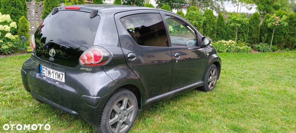 Toyota Aygo Connect - 23