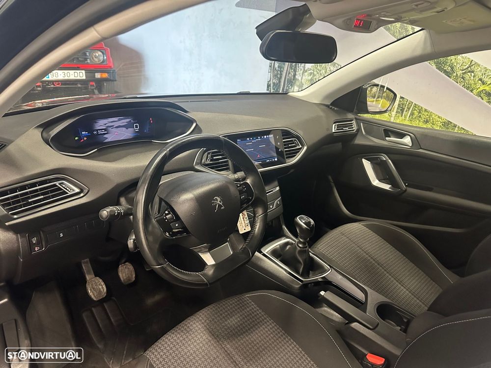Peugeot 308 SW 1.5 BlueHDi Active - 31