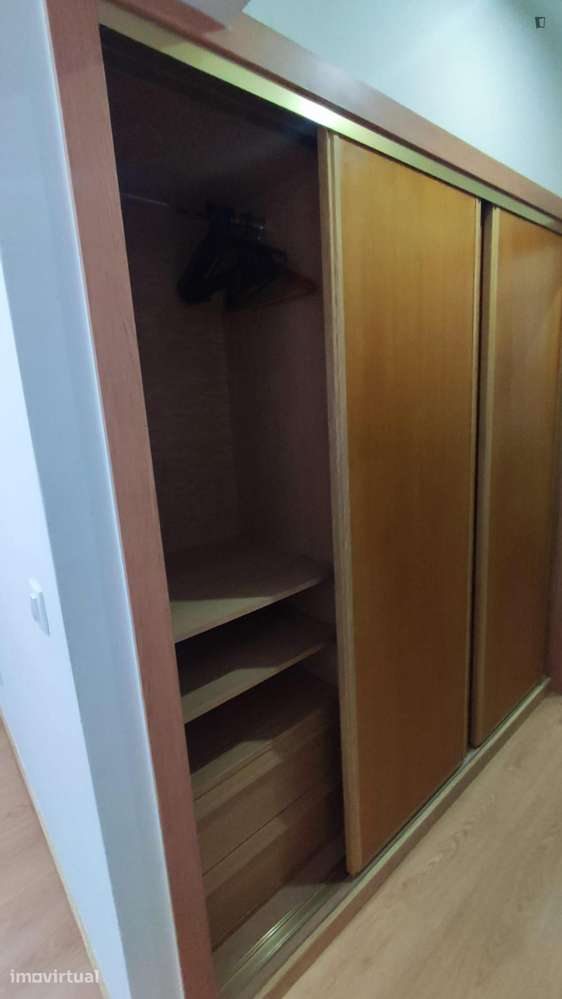 Quarto - localizado em Chelas Lisbon - Grande imagem: 5/14